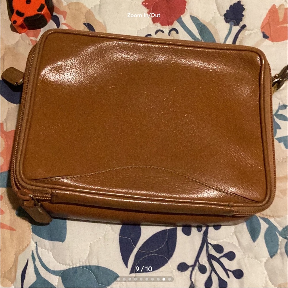 Gucci tan clutch - Picture 3 of 11